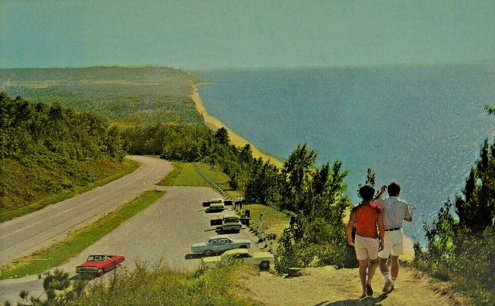 Arcadia - Old Post Card Photo (newer photo)